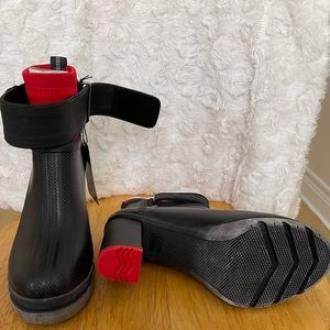 9M  Sorel waterproof boots
